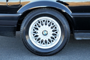 1990 BMW (E30) 325iS thumbnail