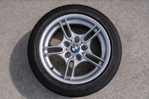 2001 BMW E39 M5 thumbnail