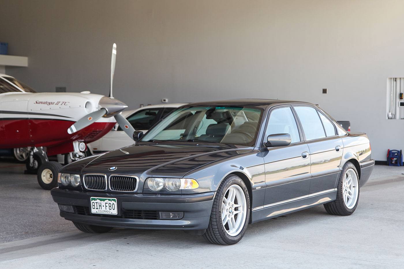 2001 BMW (E38) 740i M Sport
